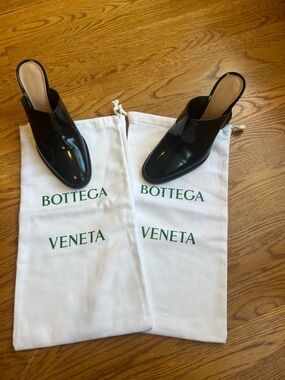 Bottega Veneta Black Patent Leather Mule Slides